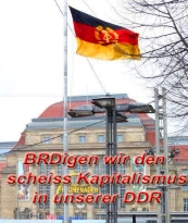 Polizeifahndung 2013 - mutiger Ossi hisst DDR Flagge vor Leipziger Hauptbahnhof
